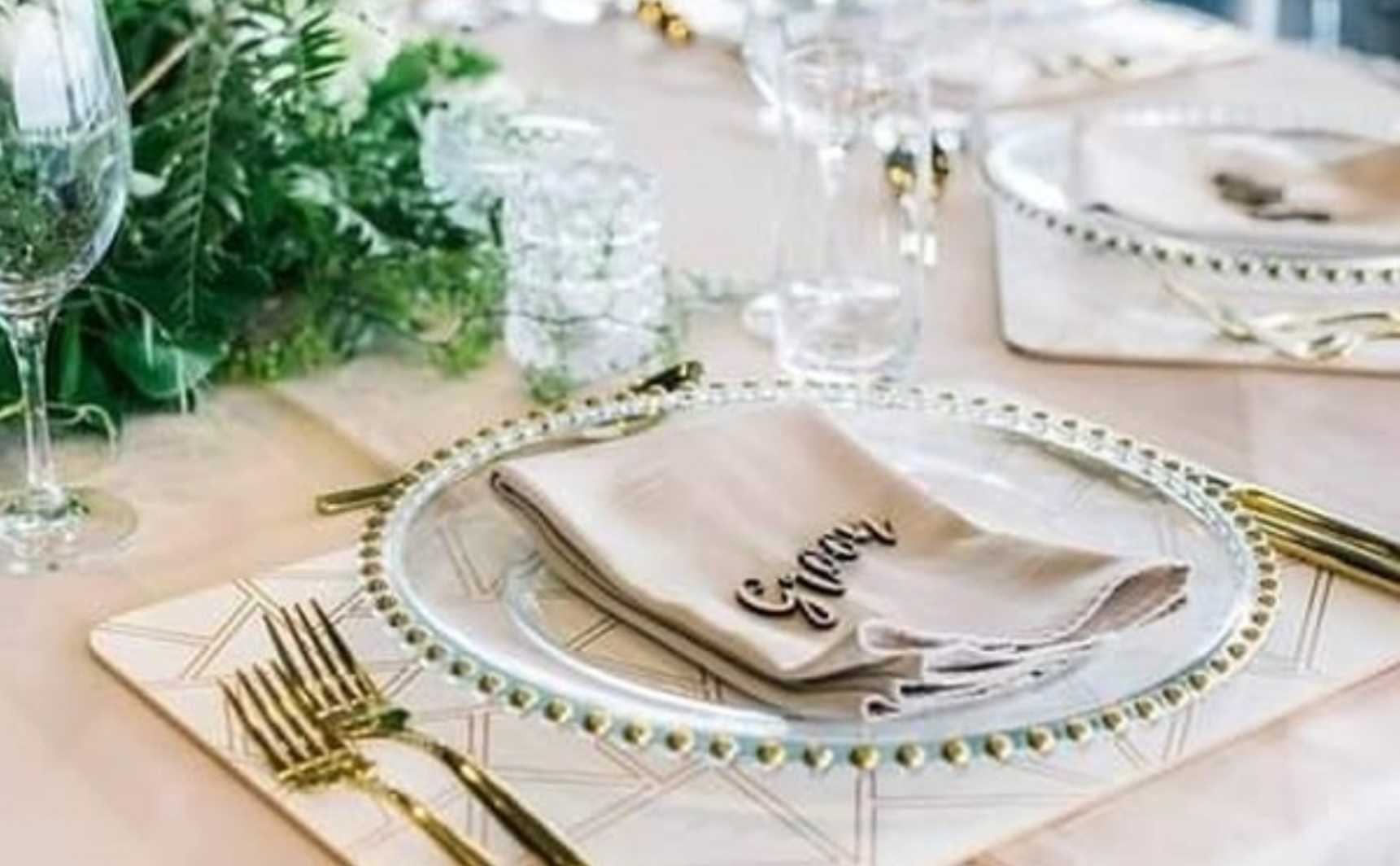 Why Are Charger Plates a Must-Have for Your Next Event?