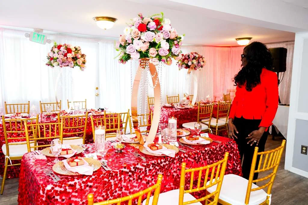 A Celebration in Red & White — detail 2